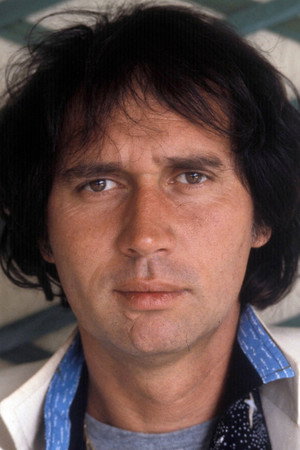 Photo of Éric Charden from the Latest Netflix gallery