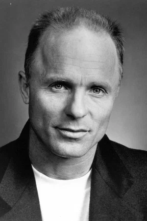 Photo of Ed Harris from the Latest Netflix gallery