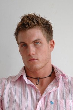 Photo of Dan Craig from the Latest Netflix gallery
