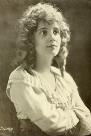Photo of Louise Huff from the Latest Netflix gallery
