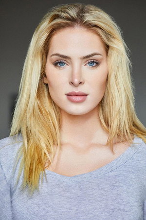 Photo of Saxon Sharbino from the Latest Netflix gallery