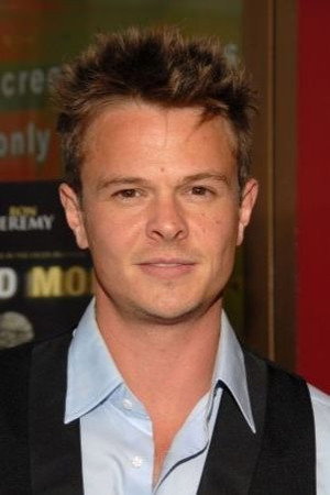 Photo of John Edward Lee from the Latest Netflix gallery