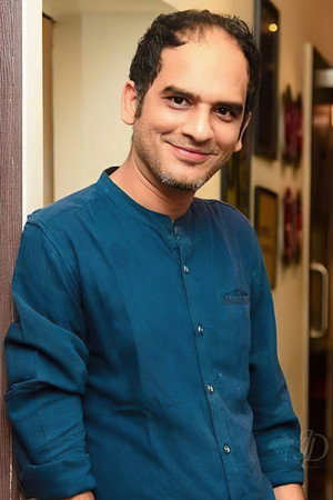 Ritwick Chakraborty photo