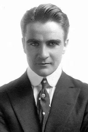 Photo of William Desmond from the Latest Netflix gallery