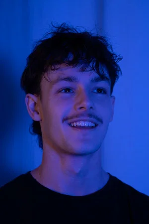 Photo of Finlay Cronshaw-Hardy from the Latest Netflix gallery