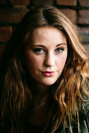 Photo of Annie Drury from the Latest Netflix gallery
