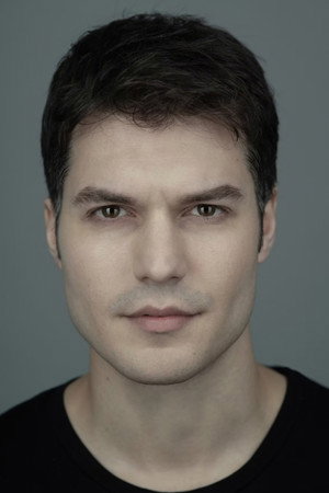 Özgü Delikanlı photo