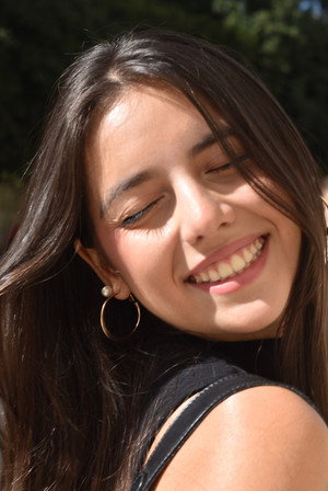Photo of Clara Pinto from the Latest Netflix gallery
