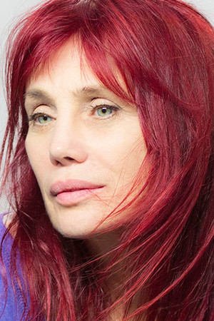 Photo of Chloé Sainte-Marie from the Latest Netflix gallery