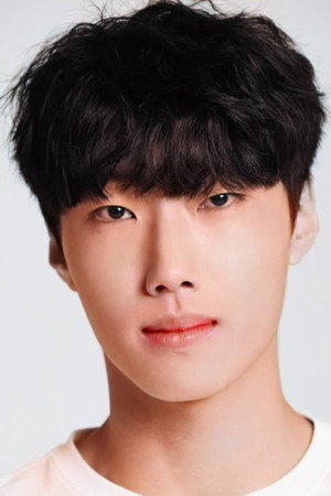 Photo of Bae Seung-hyeok from the Latest Netflix gallery