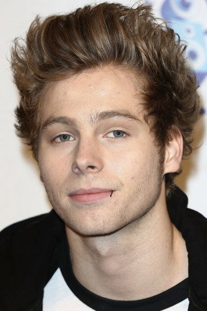 Photo of Luke Hemmings from the Latest Netflix gallery