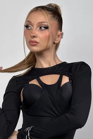 Photo of Sueda Uluca from the Latest Netflix gallery