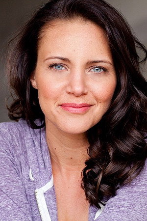 Miracle Laurie photo