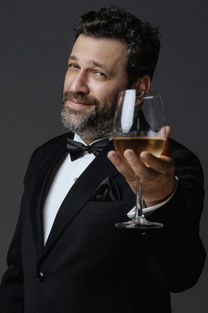 Photo of Taleh Yuzbeyov from the Latest Netflix gallery