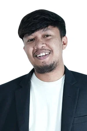 Photo of Ali Akbar from the Latest Netflix gallery