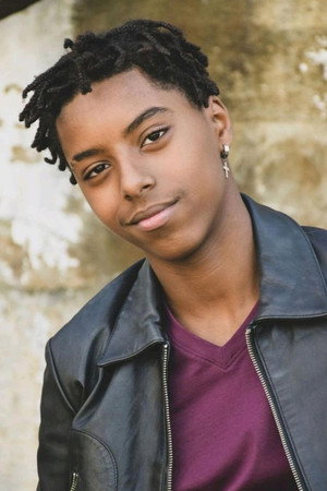 Photo of Mekonnen Knife from the Latest Netflix gallery
