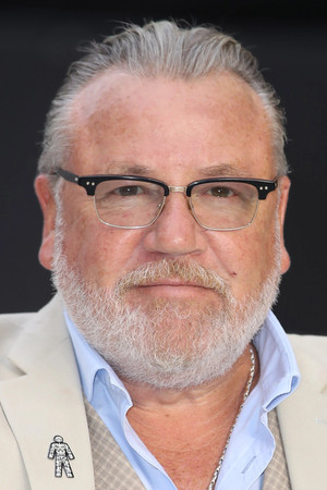 Ray Winstone photo