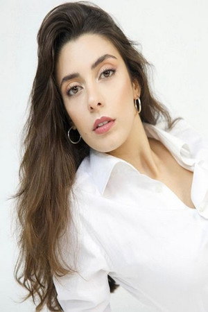 Photo of Eda Nur Gülbudak from the Latest Netflix gallery