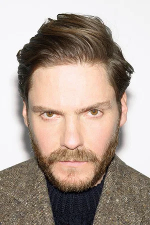 Photo of Daniel Brühl from the Latest Netflix gallery