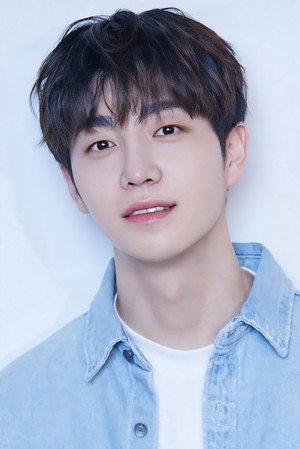 Photo of Jo Chan-hyun from the Latest Netflix gallery