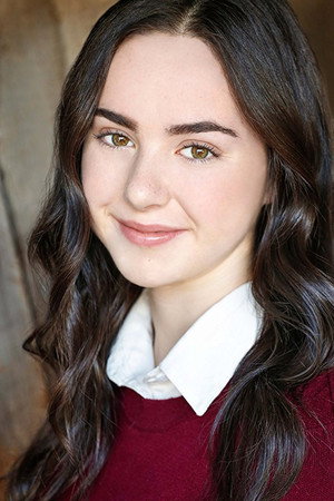 Photo of Sarah Gilman from the Latest Netflix gallery