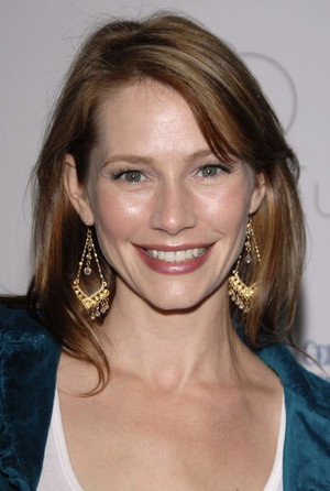Meredith Monroe photo