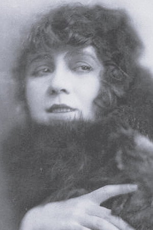 Photo of Lyda Salmonova from the Latest Netflix gallery