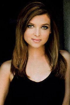 Photo of Julie Patzwald from the Latest Netflix gallery