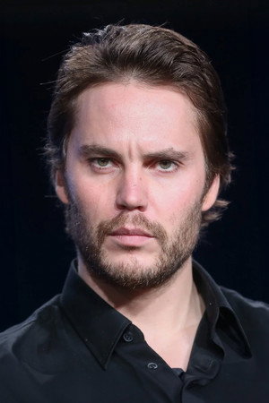 Taylor Kitsch photo