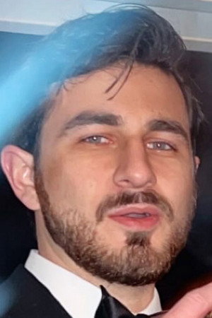 Photo of Michael Mollicone from the Latest Netflix gallery