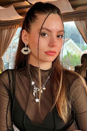 Tuana Naz Tiryaki photo