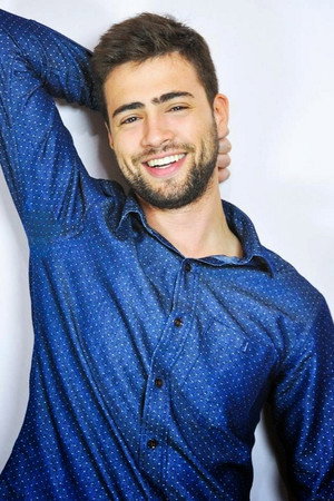Photo of Felippe Vaz from the Latest Netflix gallery