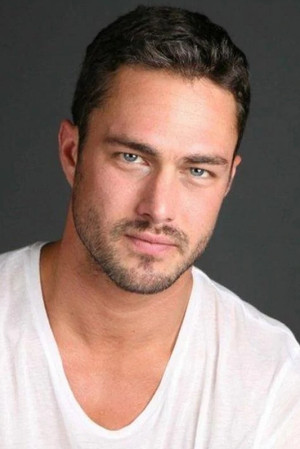 Taylor Kinney photo