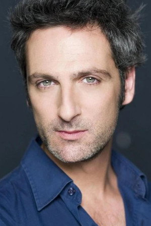 Photo of Ernesto Alterio from the Latest Netflix gallery