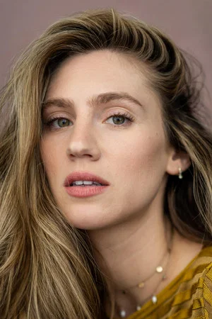 Photo of Lara Pictet from the Latest Netflix gallery