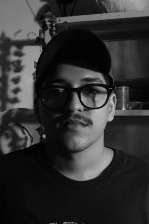Photo of Victor Azê from the Latest Netflix gallery