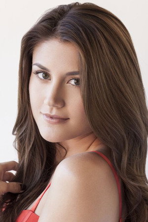 Photo of Leena Huff from the Latest Netflix gallery