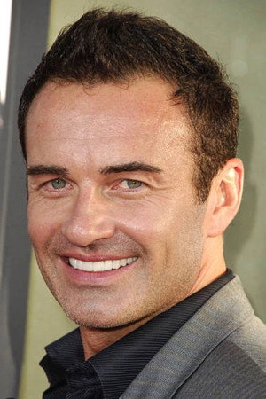 Julian McMahon photo