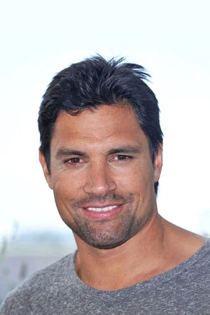 Photo of Manu Bennett from the Latest Netflix gallery