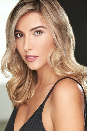 Photo of Rebecca Lee from the Latest Netflix gallery