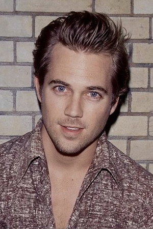 Photo of Ryan Browning from the Latest Netflix gallery