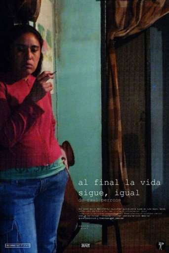 Movie poster for Al final la vida sigue, igual (2012)