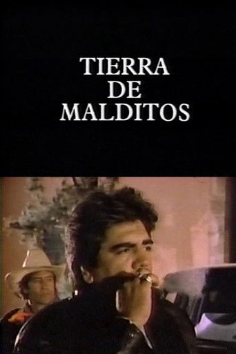 Tierra de malditos poster