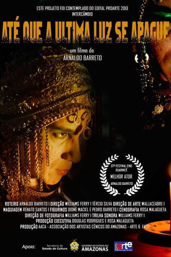 Movie poster for Até que a Última Luz Se Apague (2014)