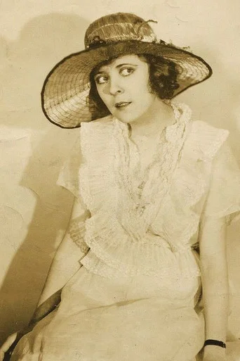 Movie poster for The Purple Dawn (1923)