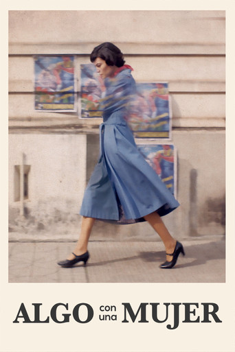 Algo con una mujer poster