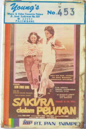 Movie poster for Sakura dalam Pelukan (1979)