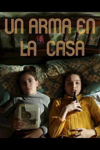 Movie poster for Un arma en la casa (2022)
