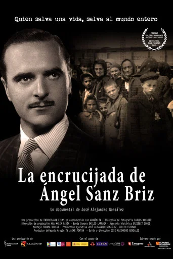Movie poster for La encrucijada de Ángel Sanz Briz (2015)