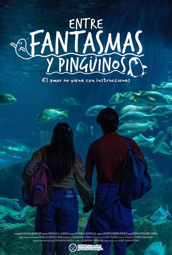 Movie poster for Entre Fantasmas y Pingüinos